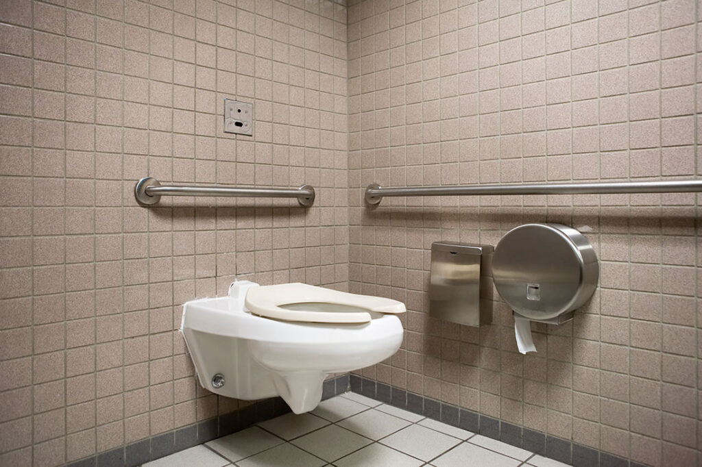 2024-03-–-Robinson-Son-Plumbing-Mechanical-BLOGMR4.5-Smart-Technologies-for-Commercial-Plumbing